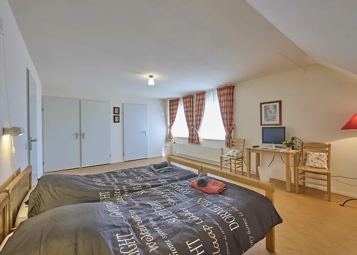 بيت للعطل Lionshuis *