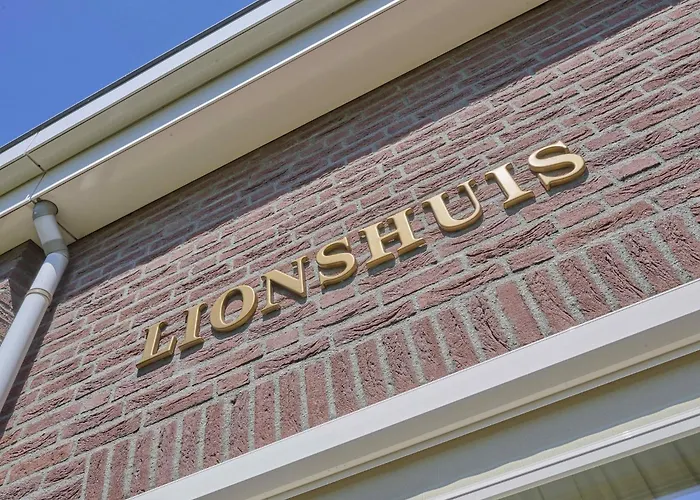 بيت للعطل Lionshuis