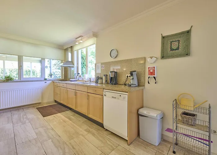 Lionshuis بيت للعطل Panningen