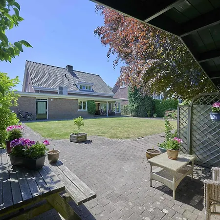 Lionshuis 펜션 Panningen